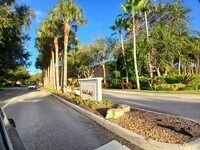 Building Photo - 1171 W Magnolia Cir
