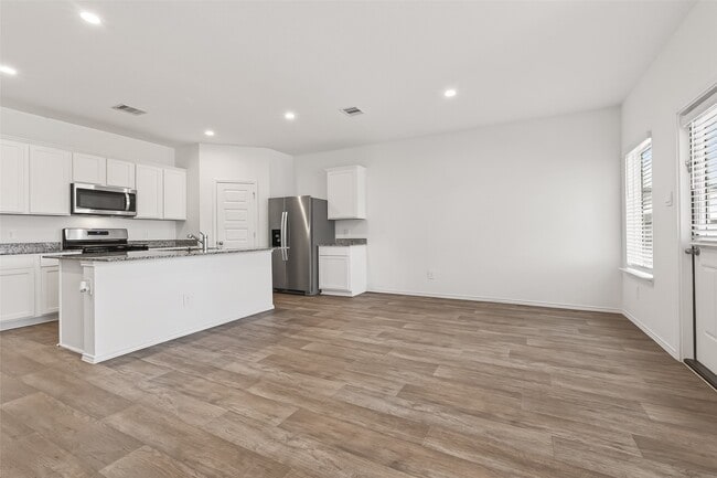 Building Photo - 7427 Audubon Russet Dr