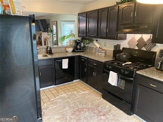 Building Photo - 5021 David Pl