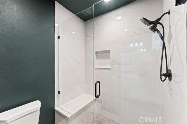 Building Photo - 147 Jaripol Cir