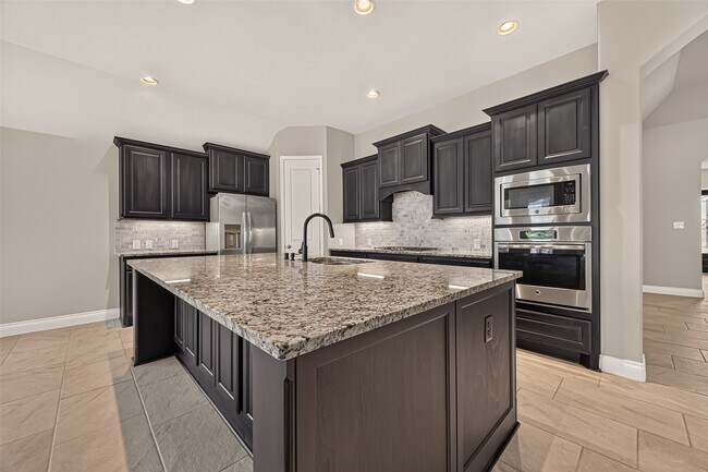 Building Photo - 27124 Holtwood Grove Rd