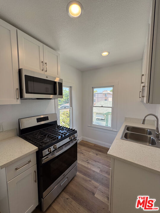 Building Photo - 1828 S Gramercy Pl