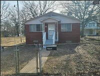 Building Photo - 4605 W 23rd St