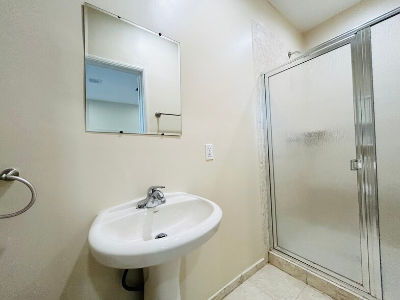 Building Photo - 6329 Warner Dr