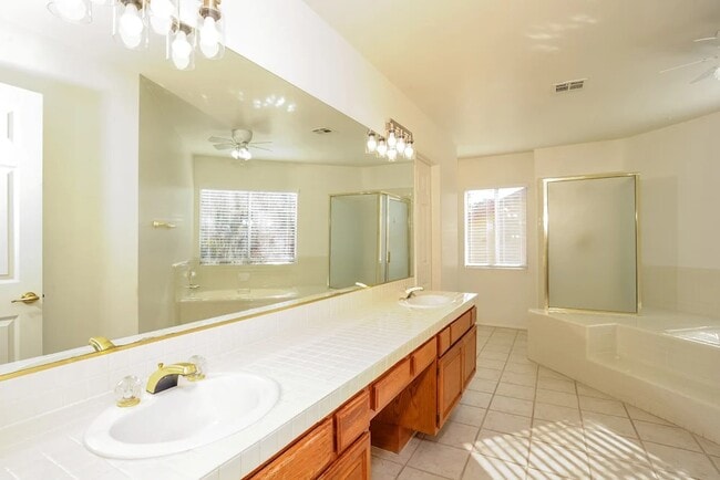 Building Photo - 41232 Crispi Ln