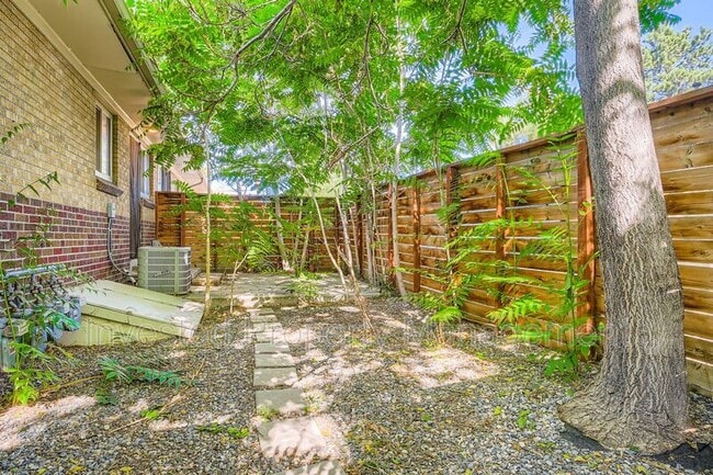 Building Photo - 4251 Shoshone St