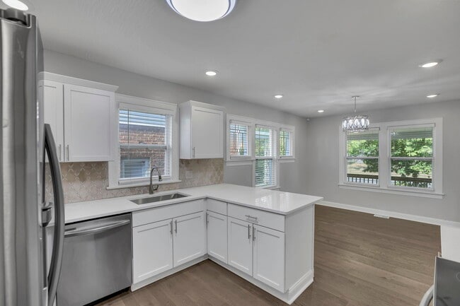 Building Photo - 1745 Sullivant Ave