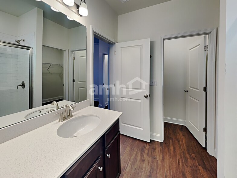 Building Photo - 7023 Garrett Ct