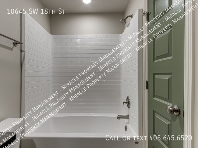 Building Photo - 10645 SW 18th St