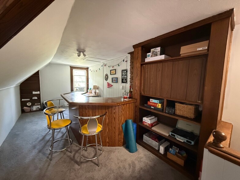 Building Photo - 1299 W 105th St