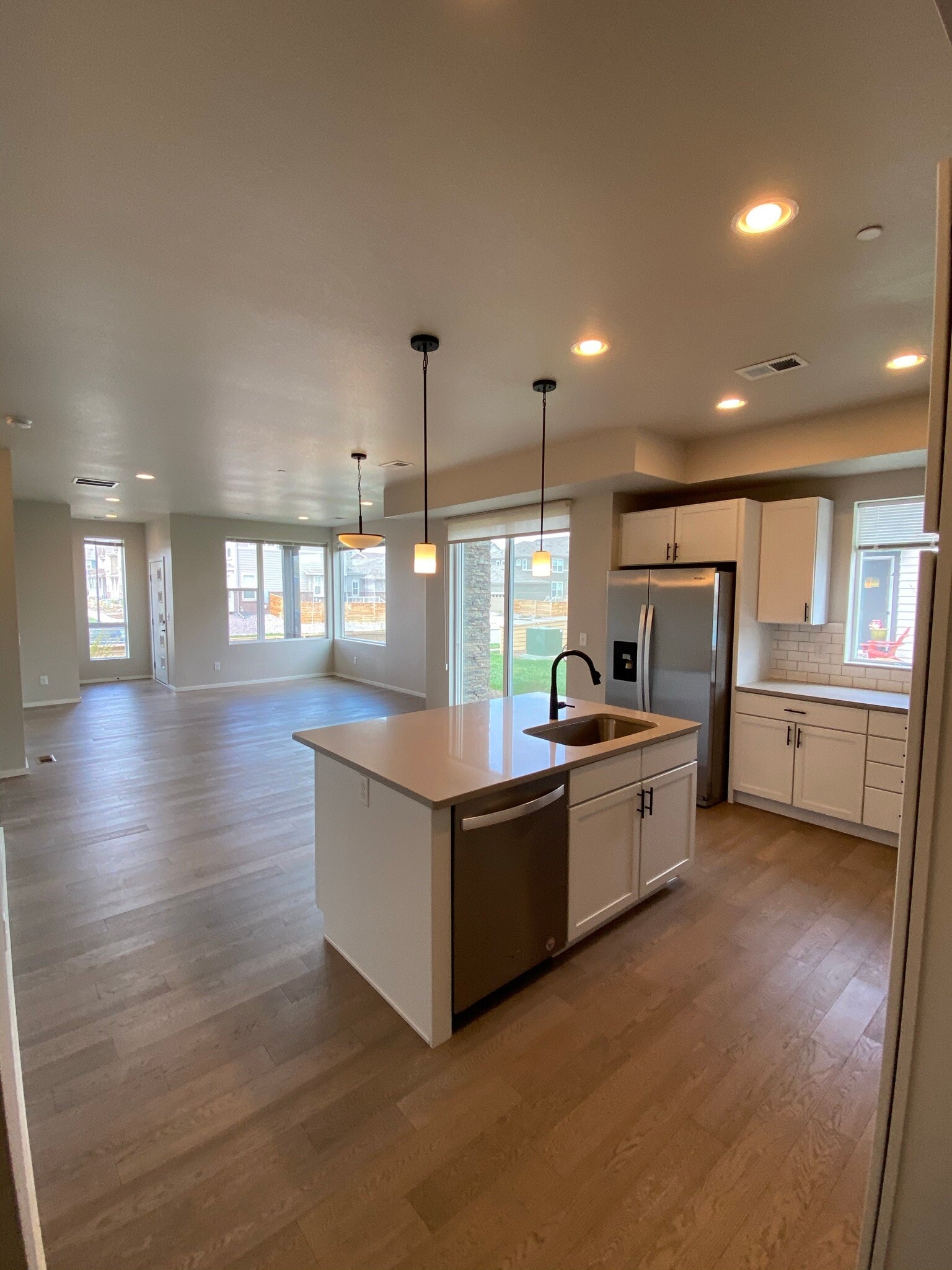 Building Photo - 2614 Avenger Pl #5