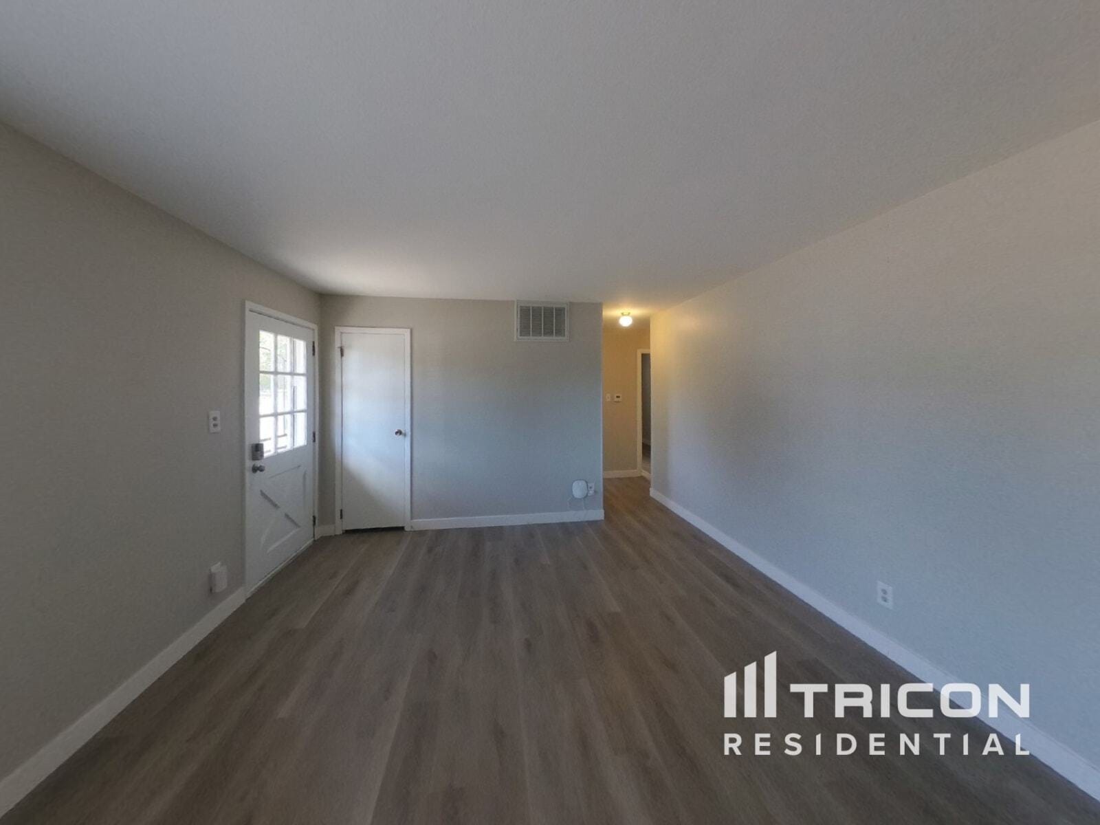 Building Photo - 3002 Hayman Terrace