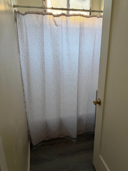 Building Photo - 4017 W 28th St