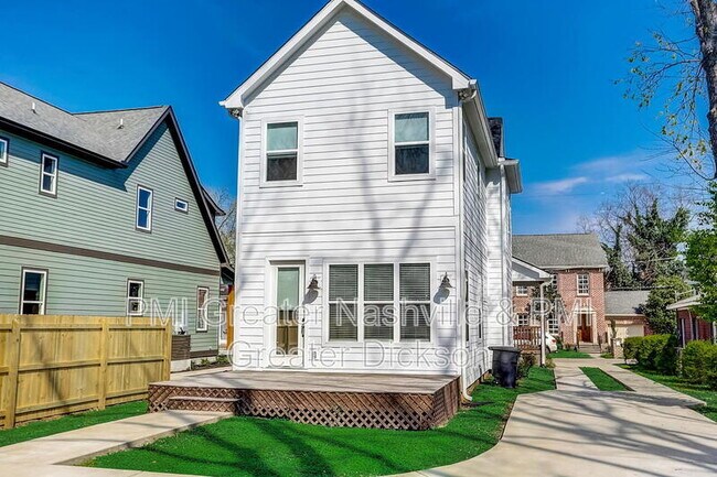 Building Photo - 1113 Park St