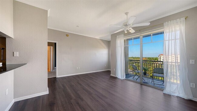 Building Photo - 1064 N Tamiami Trl