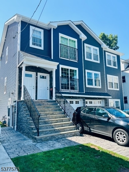 Building Photo - 360 Princeton Ave