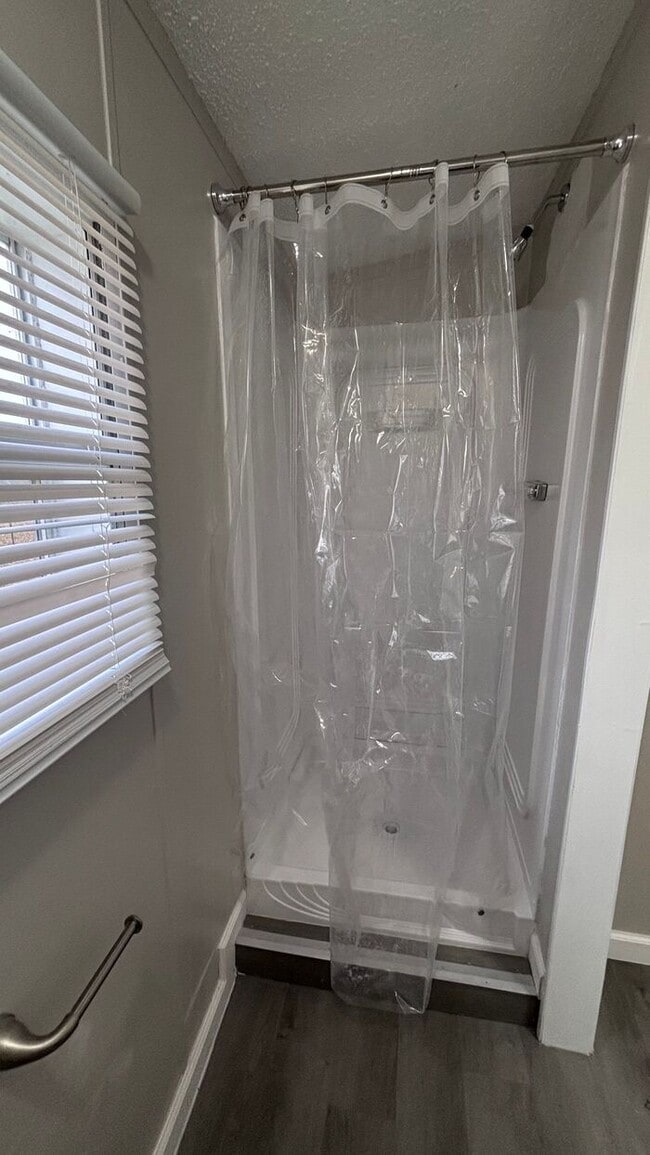 Building Photo - Newly Remodeled Home For Sale