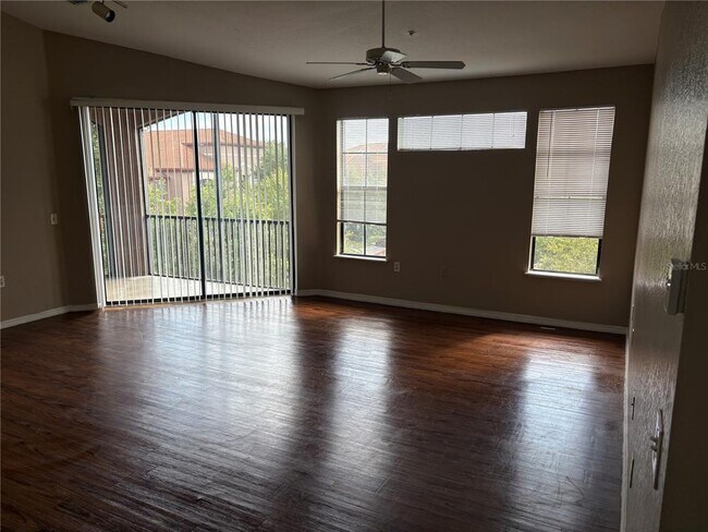 Building Photo - 6177 Metrowest Blvd