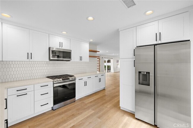 Building Photo - 22951 Via Miramar