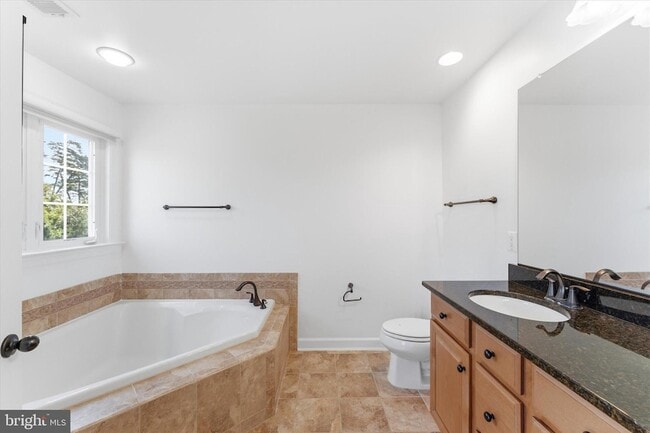 Building Photo - 25263 Beach Pl