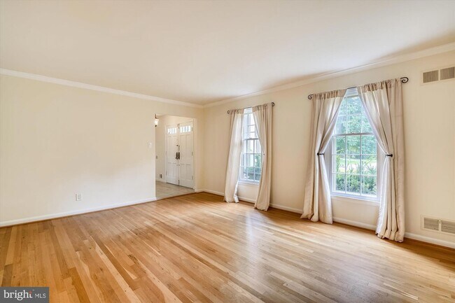 Building Photo - 11200 Powder Horn Dr
