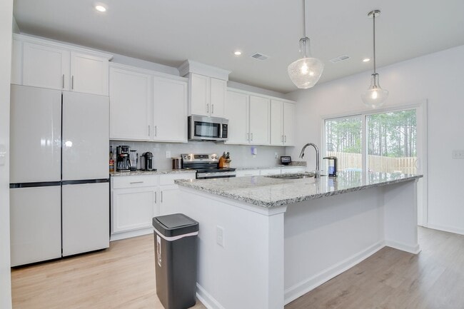 Building Photo - Harlem Beauty!