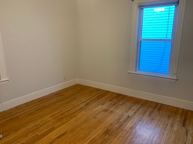 Building Photo - 69 Fremont St