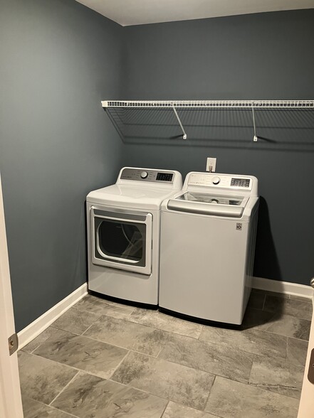 Washer and Dryer Hookups - 538 Preserve Cir