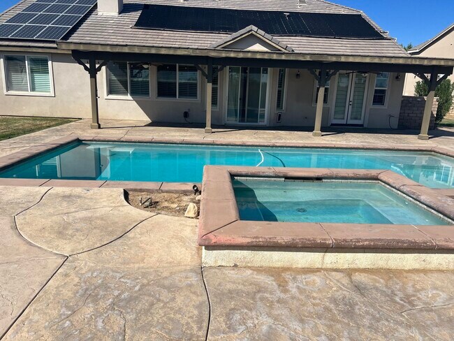 Building Photo - 41530 Yew St