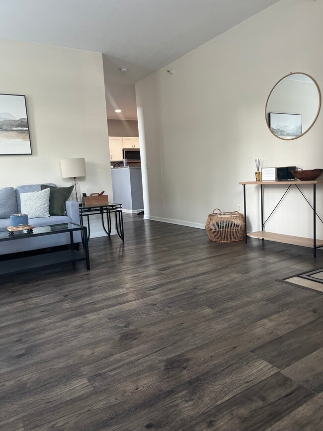 Building Photo - 5648 Winnetka Ave N