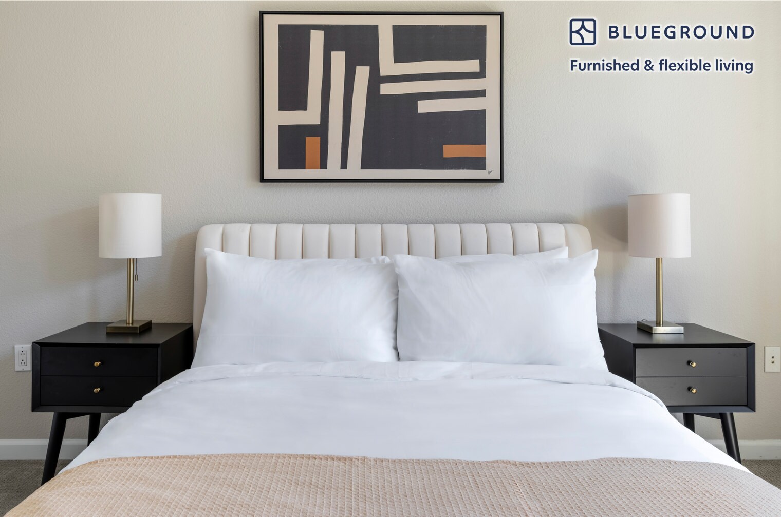 Building Photo - 5684 Bay St