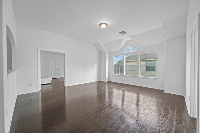 Building Photo - 10926 Wynfield Springs Dr