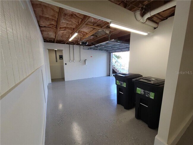 Building Photo - 4970 Marina Palms Dr