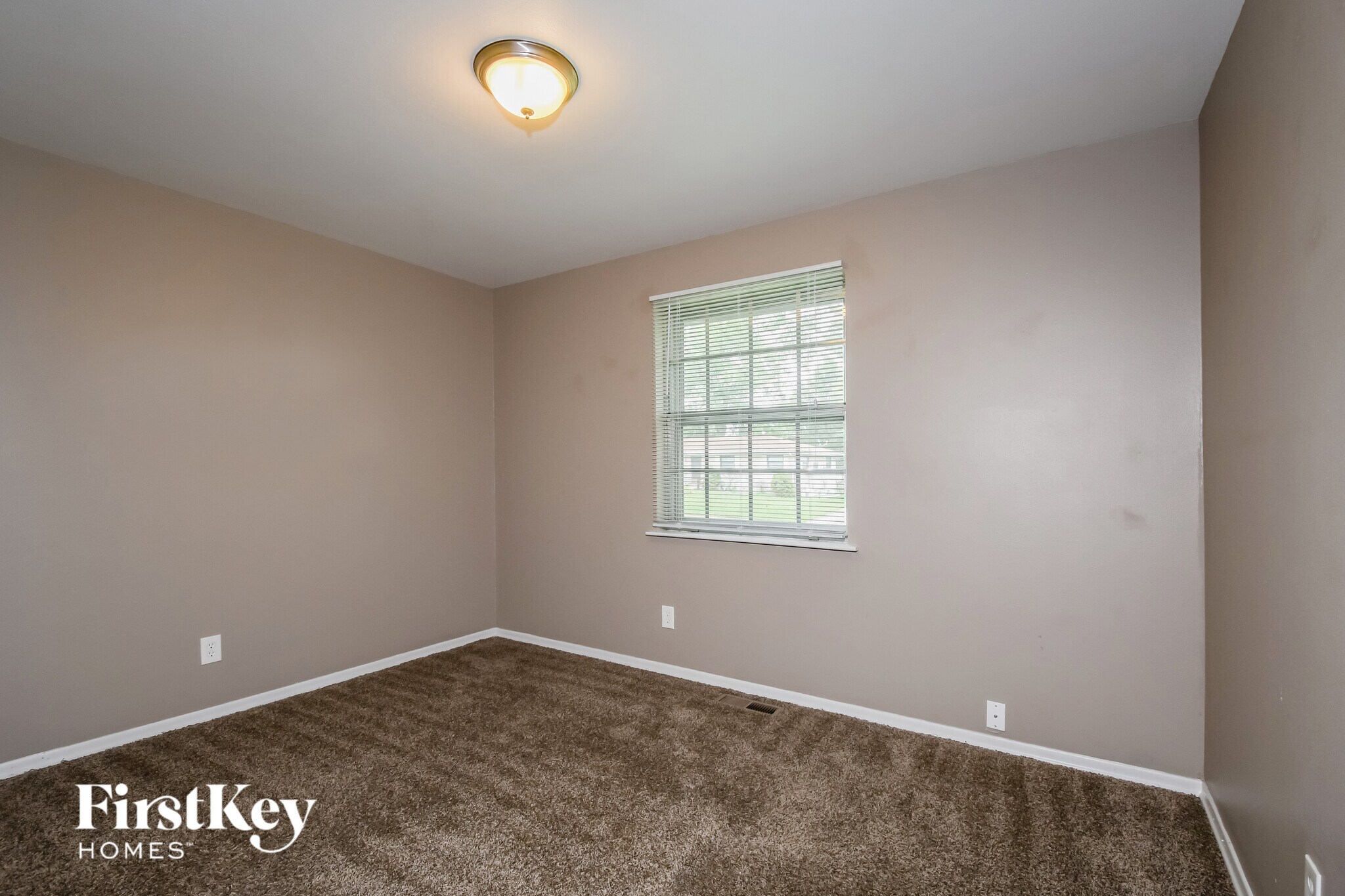 Building Photo - 2725 Benne Dr