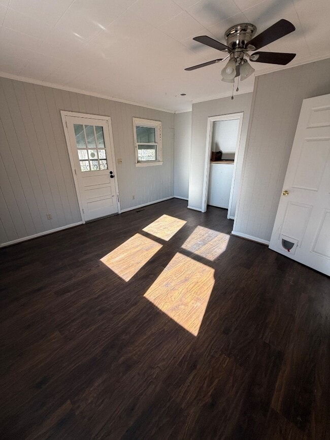 Building Photo - 5 Beverly Heights