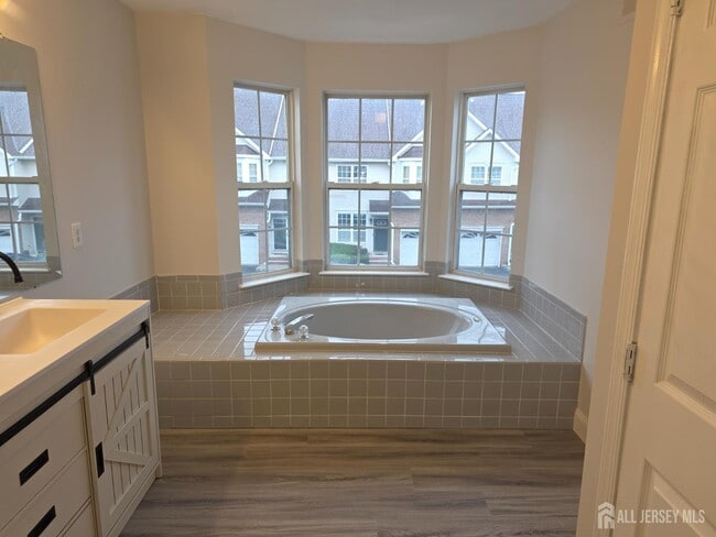 Building Photo - 12 Gallop Ln