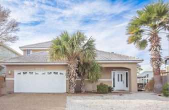 Building Photo - 15325 Cartagena Ct