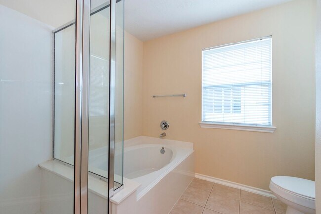 Building Photo - 25227 Boulder Bend Ln
