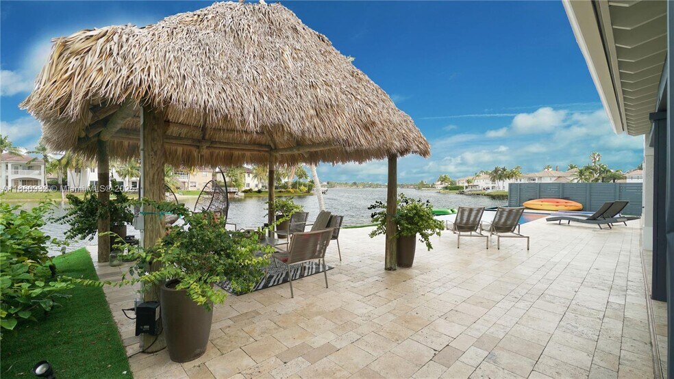 Building Photo - 7031 NW 113th Ct