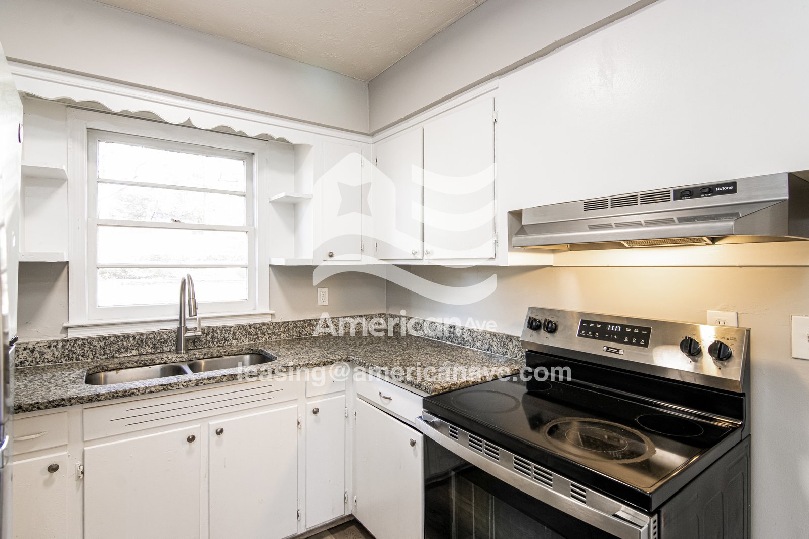 Building Photo - 3465 Matilda Ln