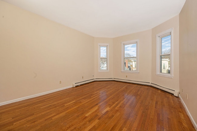 Building Photo - 26 Angell St
