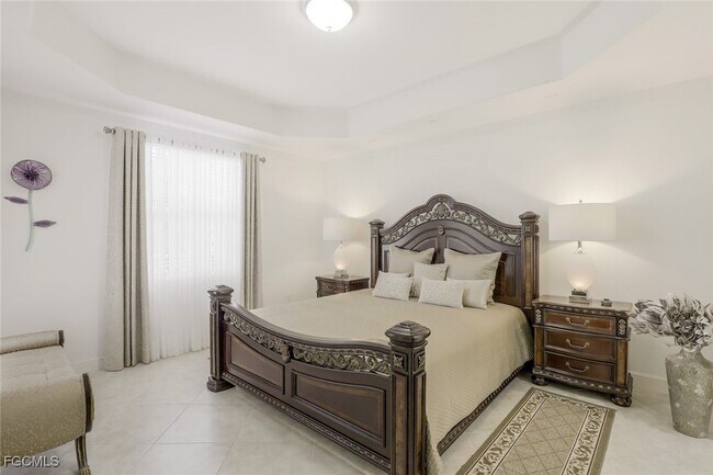 Building Photo - 580 El Camino Real