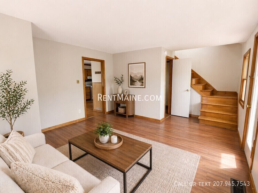 Building Photo - 5 Poplar St