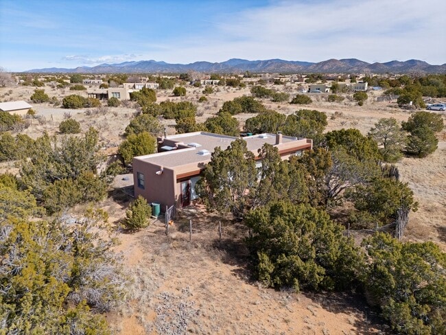 Building Photo - 22 Encantado Cir