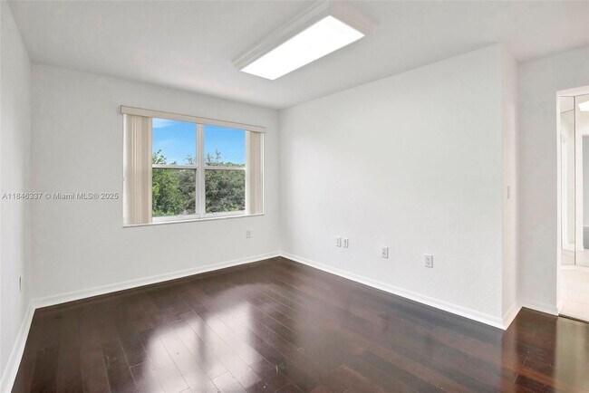 Building Photo - 15421 SW 18th St