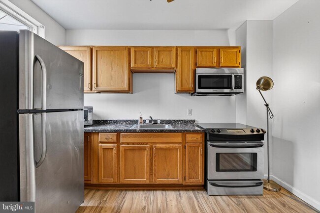 Building Photo - 4668 York Rd