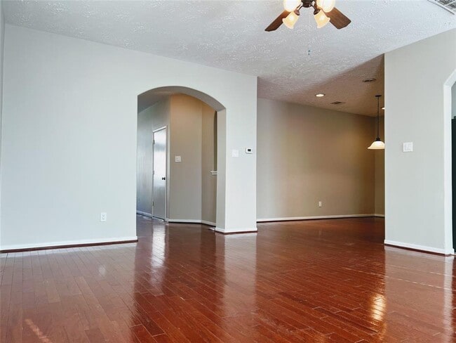 Building Photo - 7415 Hollister Ridge