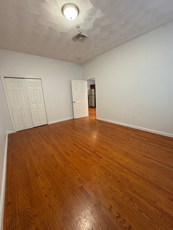 Building Photo - 35 Cherry St