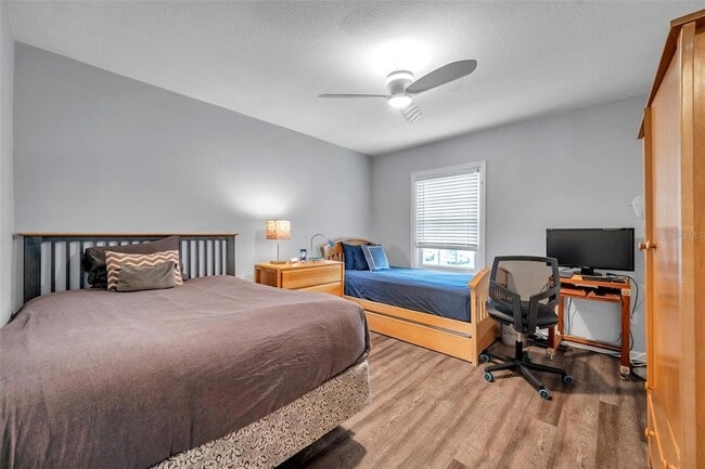 Building Photo - 4768 Coquina Key Dr SE