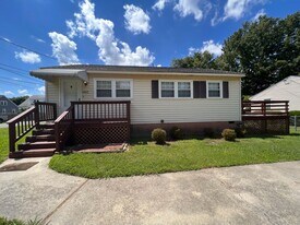 Building Photo - 4912 Leonard Ave